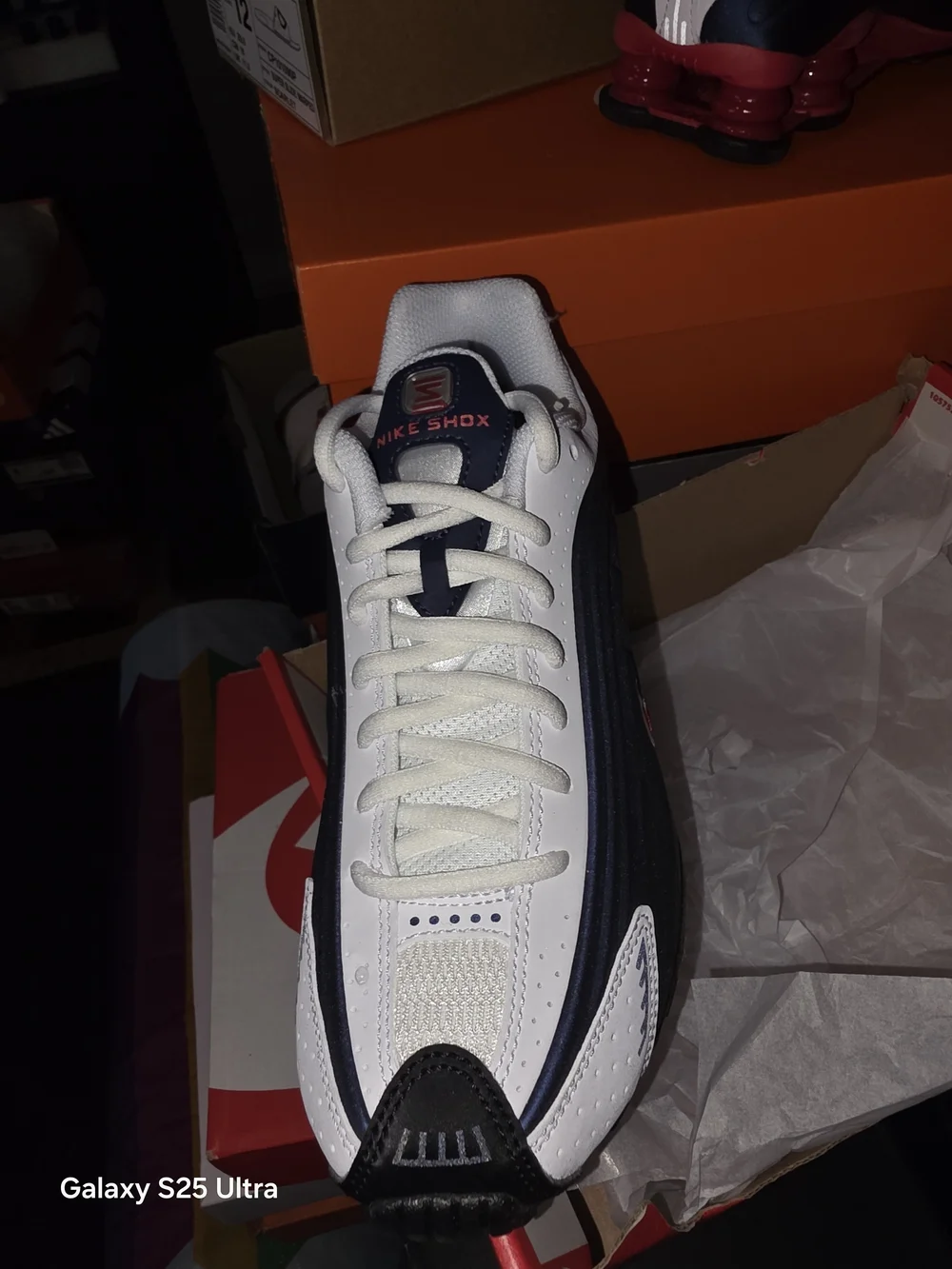 Nike Shox R4 Navy White Red Blue Sneakers. New In Box No Lid. 4Y/5.5W